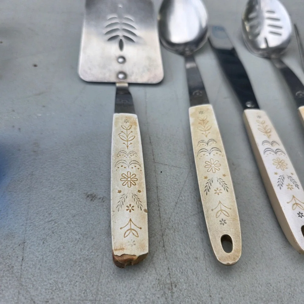 Vintage Ekco Flint 6pc Kitchen Utensil Set Floral Wheat Melamine Handles USA